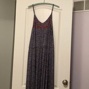 Super cute sun dress!